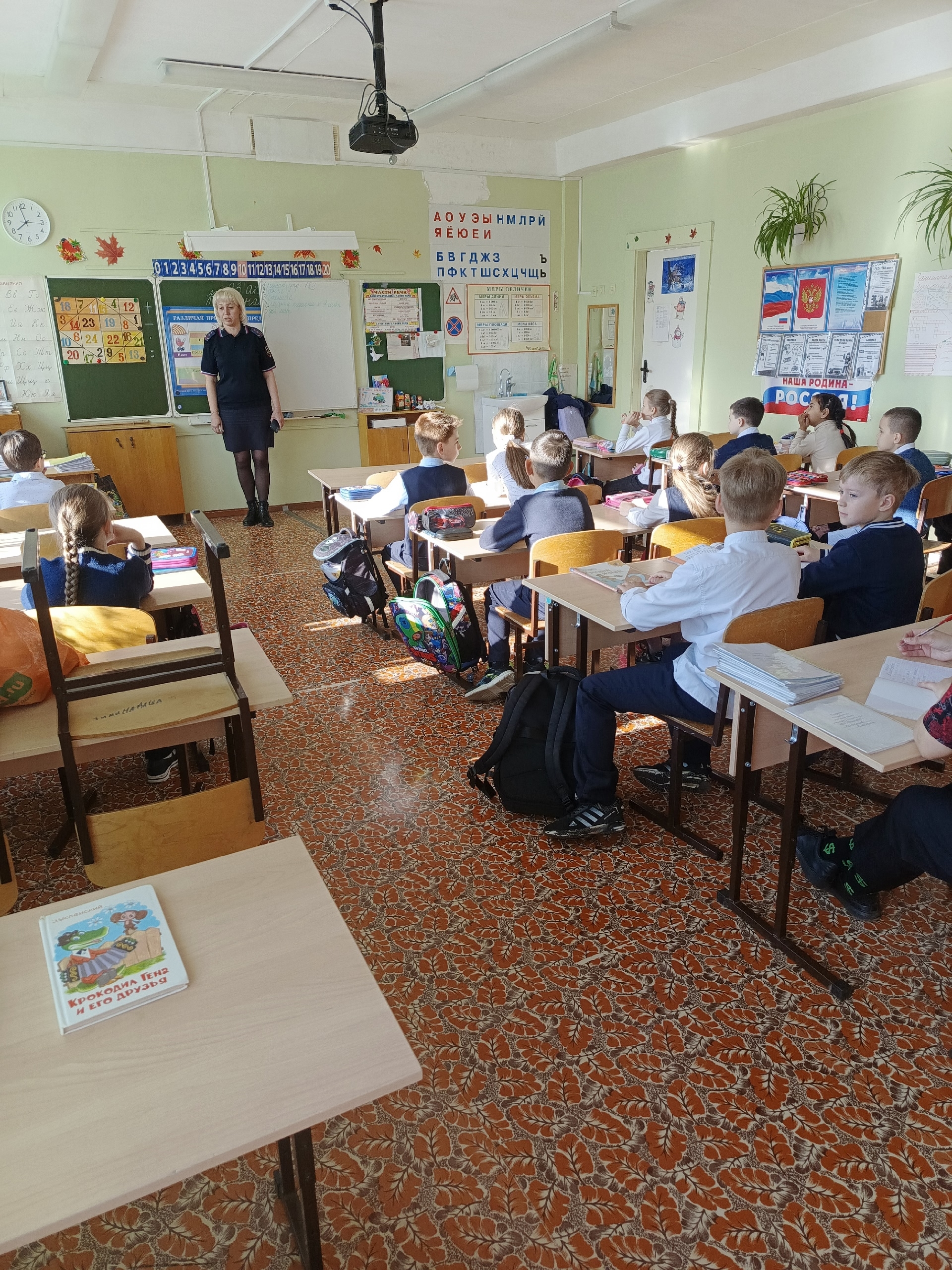 ���� ���